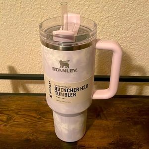 Stanley 40oz Quencher